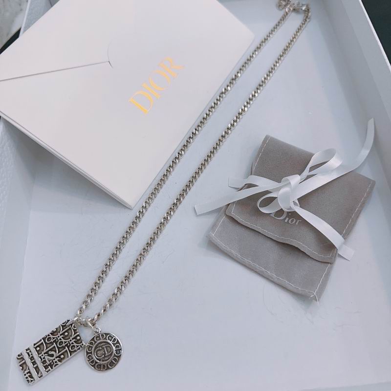 Dior Necklace 05lyr285